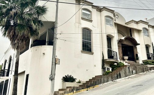 House in San Nicolás de los Garza, Nuevo Leon, Mexico 1