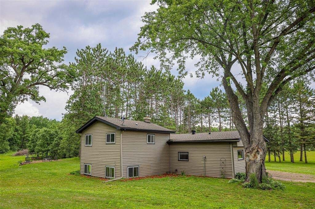 House in Chippewa Falls, Wisconsin, United States 5 - 18933754