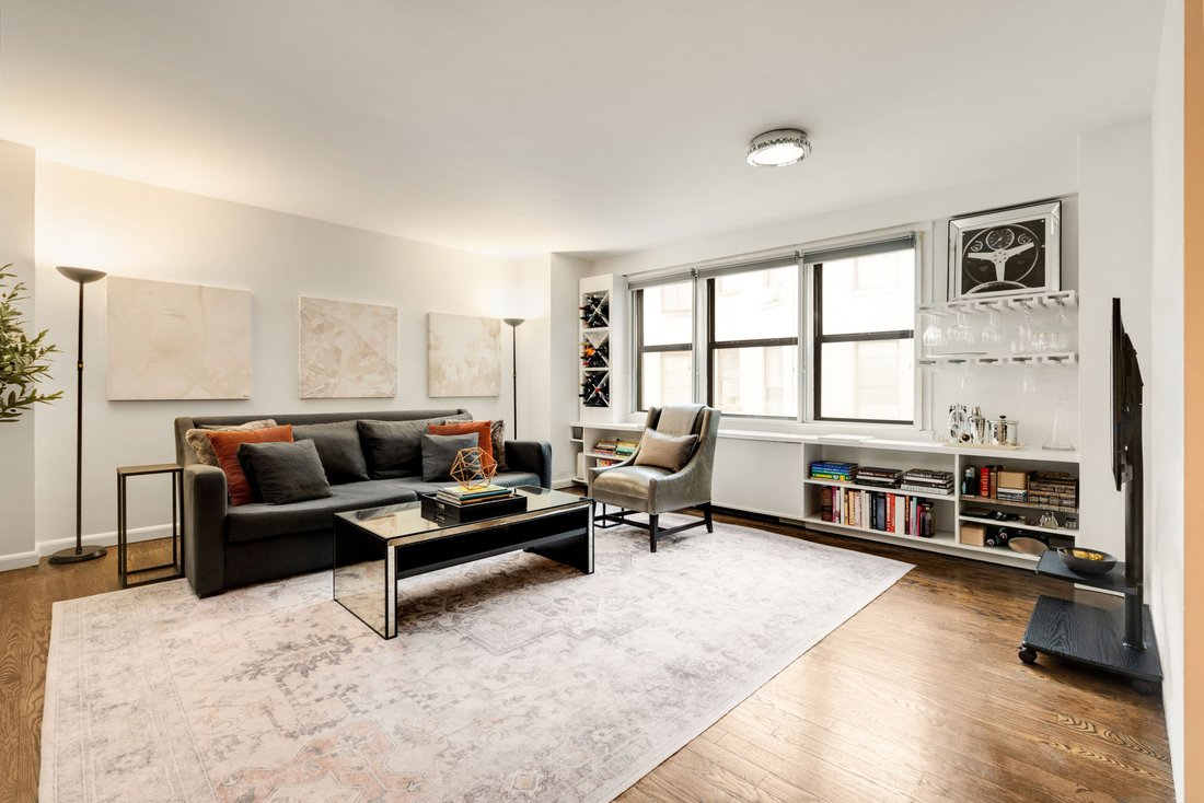 Co Op in New York, New York, United States 1 - 18082906