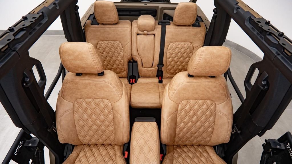 Ford Bronco in Fort Lauderdale, FL, United States 3 - 18935400