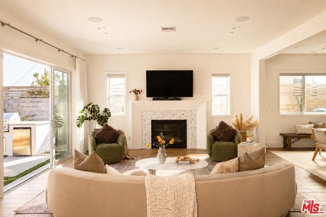 House in Los Angeles, California, United States 5 - 18936255