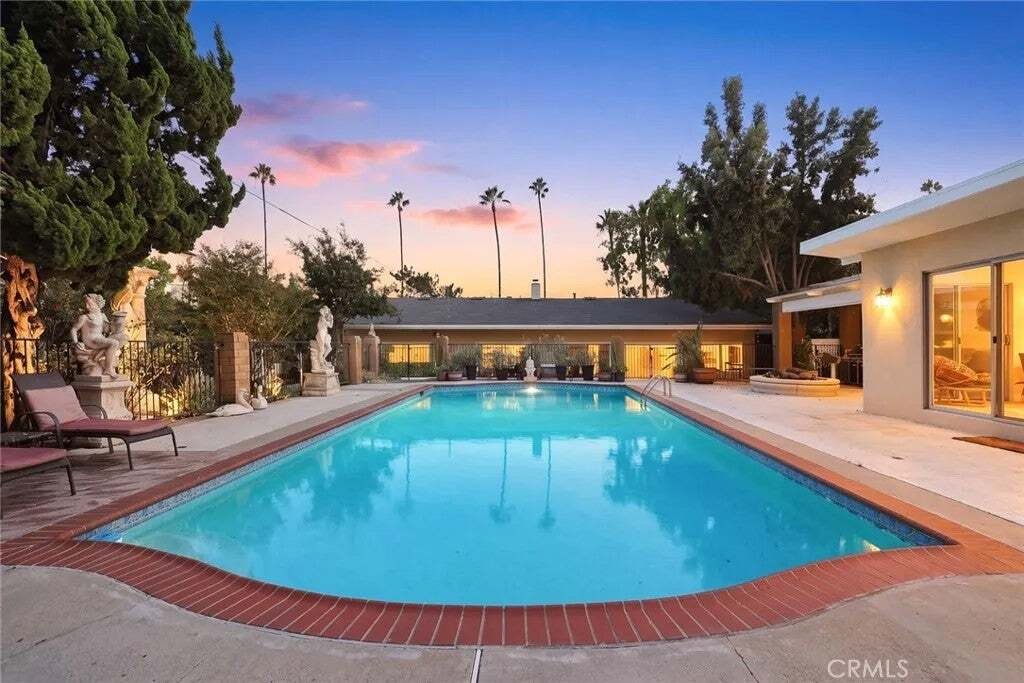 House in Glendale, California, United States 1 - 18934573