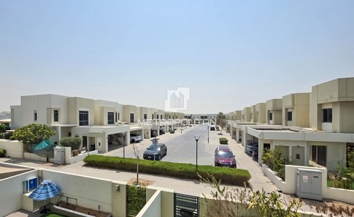 Townhouse in Al Yalayis 2, Al Yalayis, Dubai 1