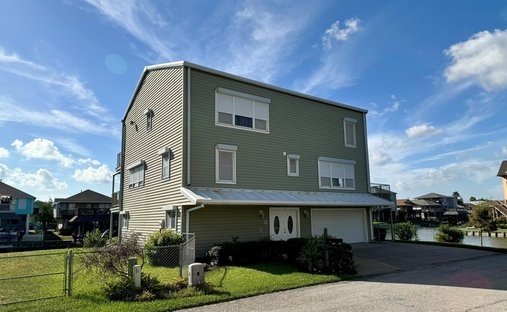 House in La Marque, Texas, United States 1