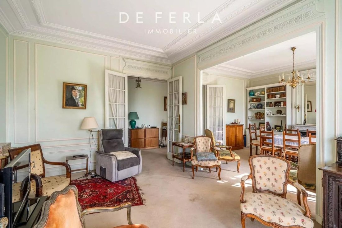 Apartment in Gros Caillou, Paris 7e Arrondissement, Paris 5 - 18935438