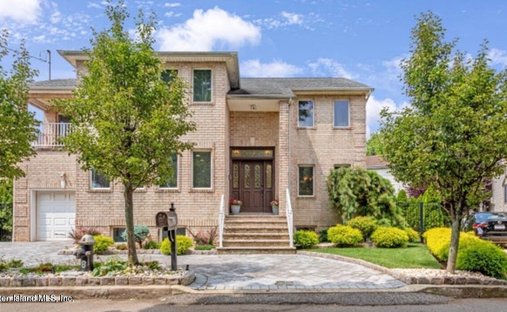 House in New York, New York, United States 1