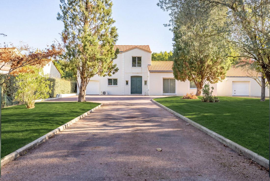 House in Saint-Aignan-Grandlieu, Pays de la Loire, France 2 - 18935114