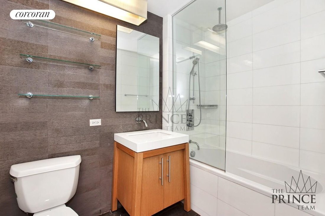 Condo in New York, New York, United States 5 - 18932891