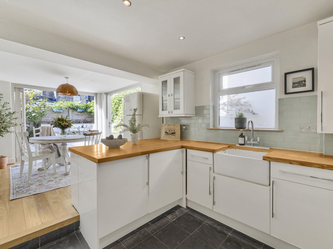 Apartment in Clapham Common, Lambeth (Greater London), England 4 - 18935534