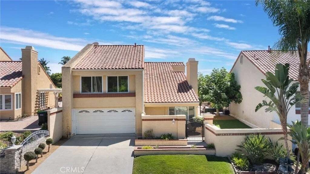 Casa a Laguna Hills, California, Stati Uniti 2 - 18732298