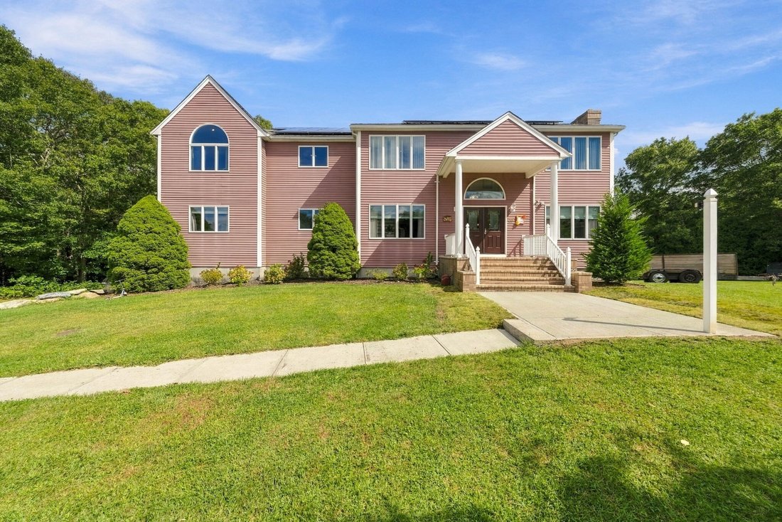 House in Dartmouth, Massachusetts, United States 2 - 18934449