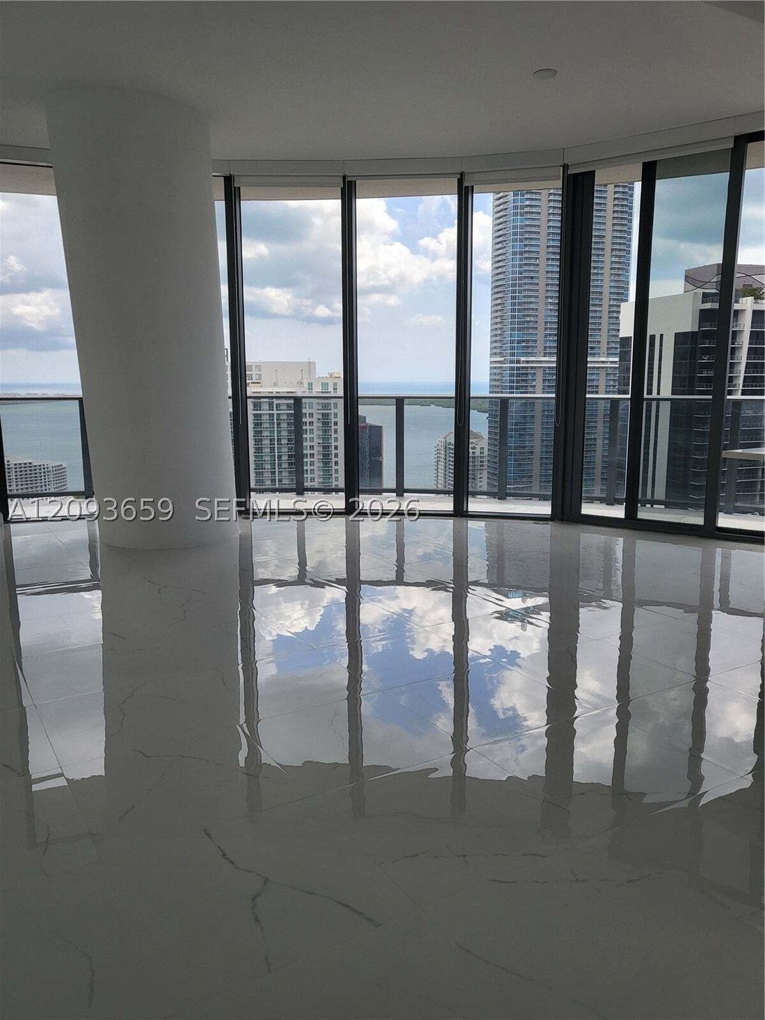 Condo in Miami, Florida, United States 2 - 18934325