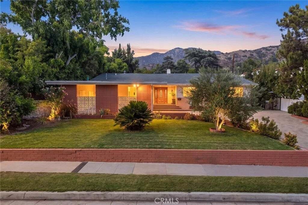 House in Glendale, California, United States 3 - 18934573