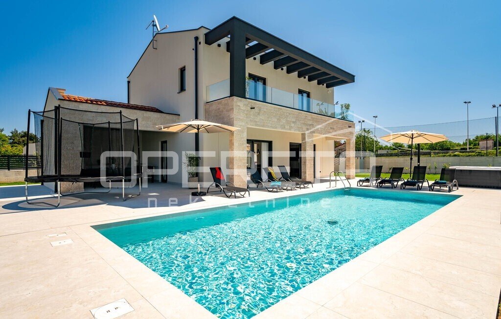 Villa in Strmac, Istria County, Croatia 1 - 18935324