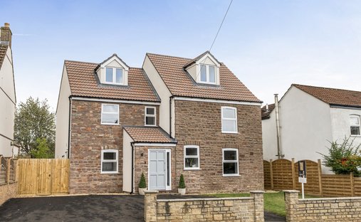 House in Coalpit Heath, Westerleigh, England 1