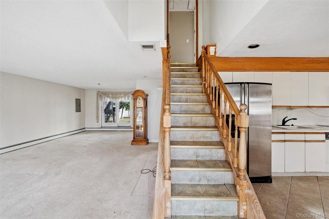 House in Levittown, New York, United States 4 - 18934810