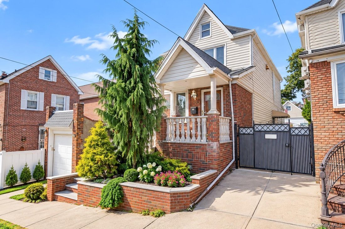 House in New York, New York, United States 2 - 18934052