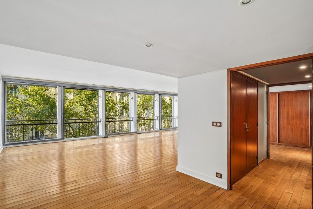 Apartment in Gros Caillou, Paris 7e Arrondissement, Paris 4 - 18935420