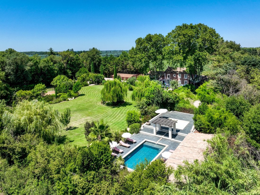 House in Eygalières, Provence-Alpes-Côte d'Azur, France 1 - 18935226