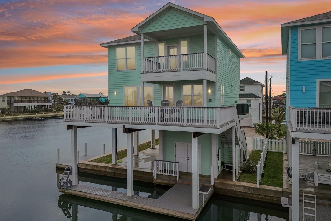 House in Galveston, Texas, United States 1 - 18935178