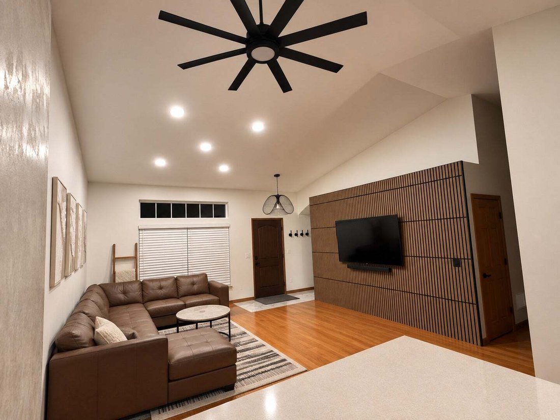 House in Bolingbrook, Illinois, United States 2 - 18934912
