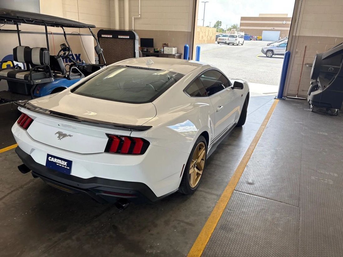 Coupe in Buford, GA, United States 2 - 18932318