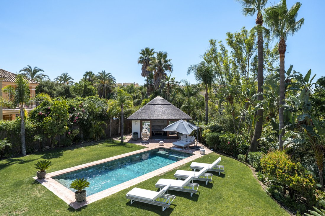 Villa in Estepona, Andalusia, Spain 3 - 18934629