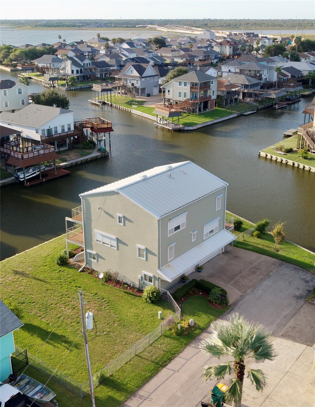 House in La Marque, Texas, United States 3 - 18935127