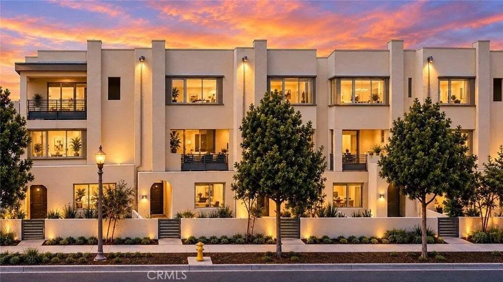 Condo in Irvine, California, United States 1 - 18934647