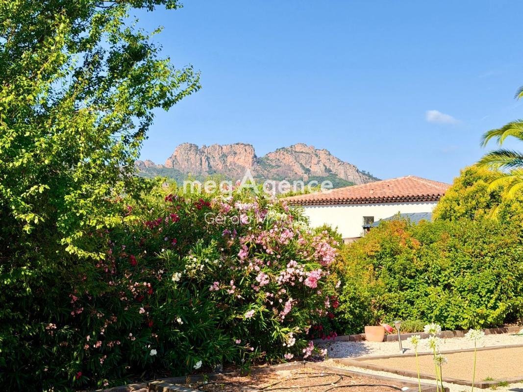 House in La Bouverie, Roquebrune-sur-Argens, France 4 - 18935463