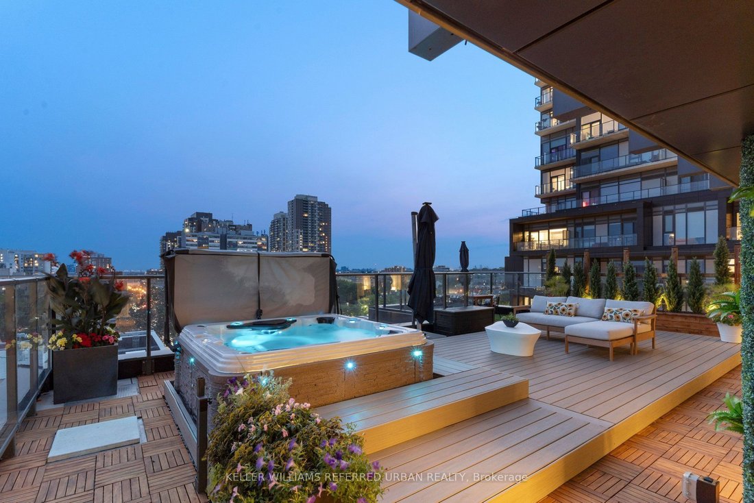 Condo in Toronto, Ontario, Canada 1 - 18934459