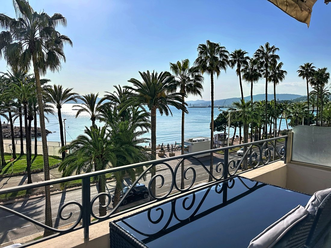 Apartment in Cannes, Provence-Alpes-Côte d'Azur, France 2 - 17494232