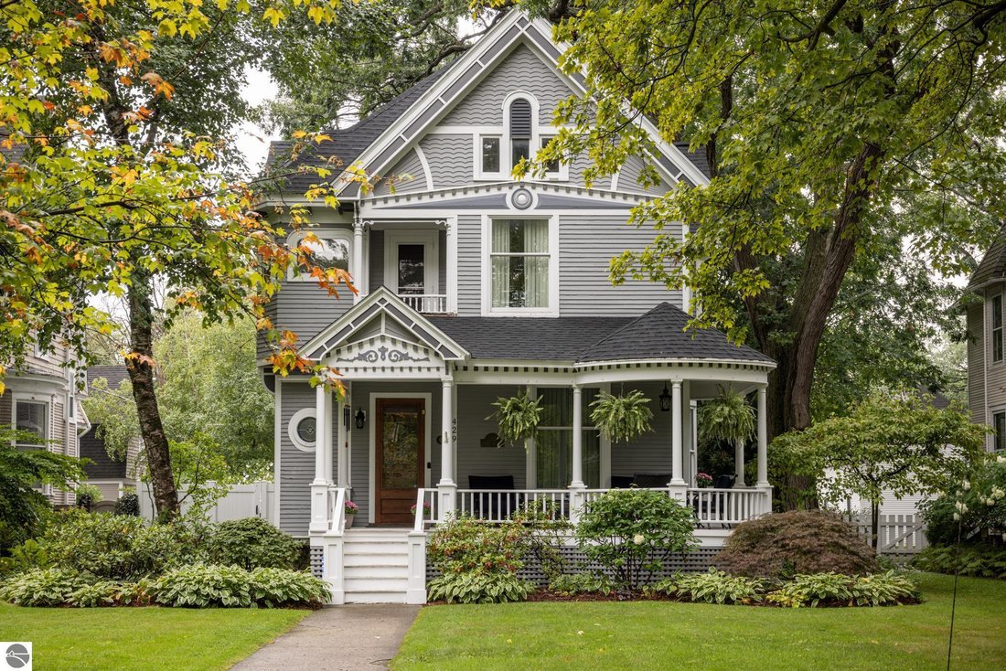 House in Garfield Township, Michigan, United States 1 - 18933858
