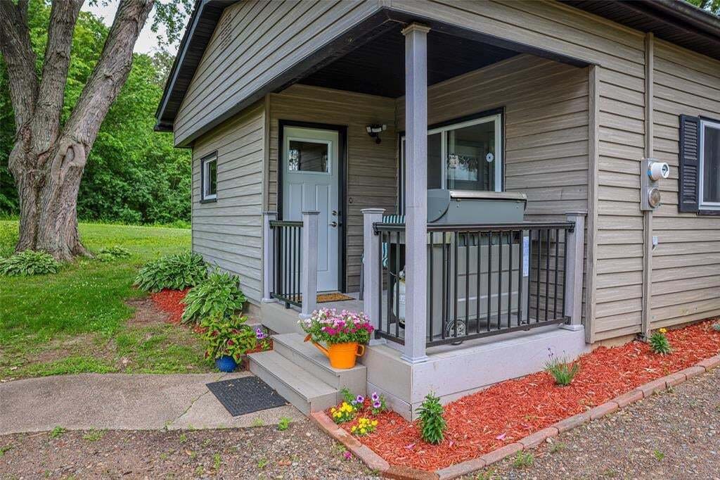 House in Chippewa Falls, Wisconsin, United States 4 - 18933754