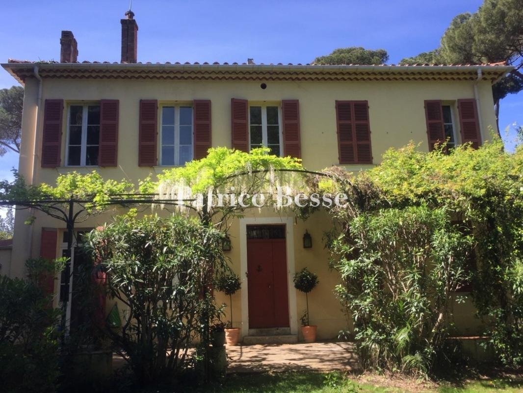 House in Sud, Le Pradet, France 2 - 18935482