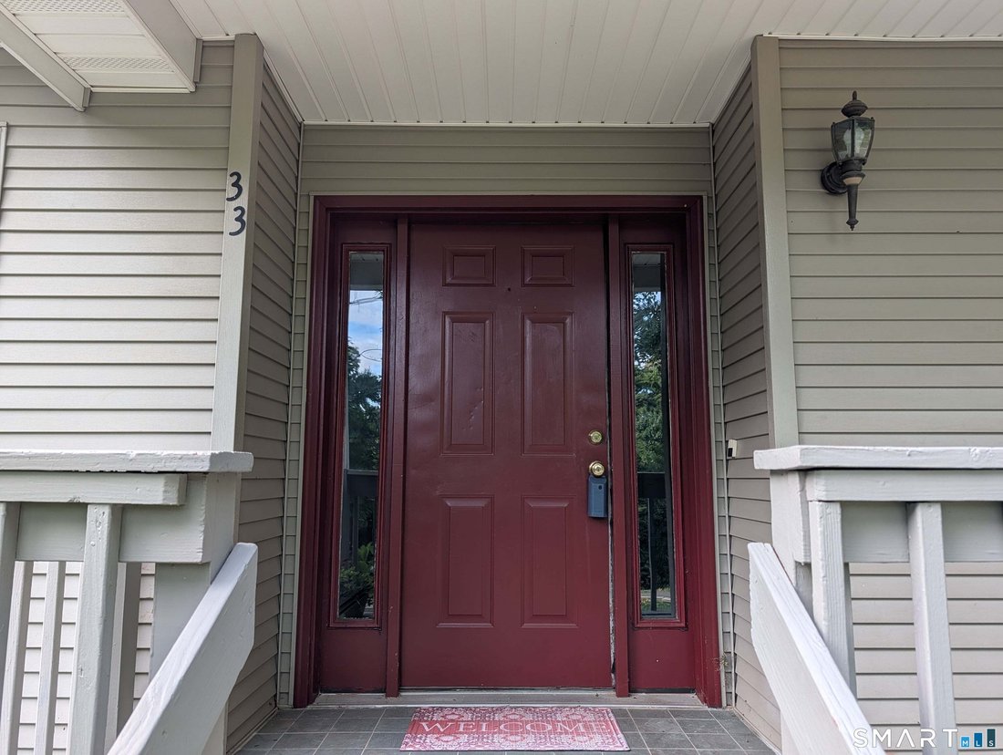 House in Shelton, Connecticut, United States 2 - 18933558