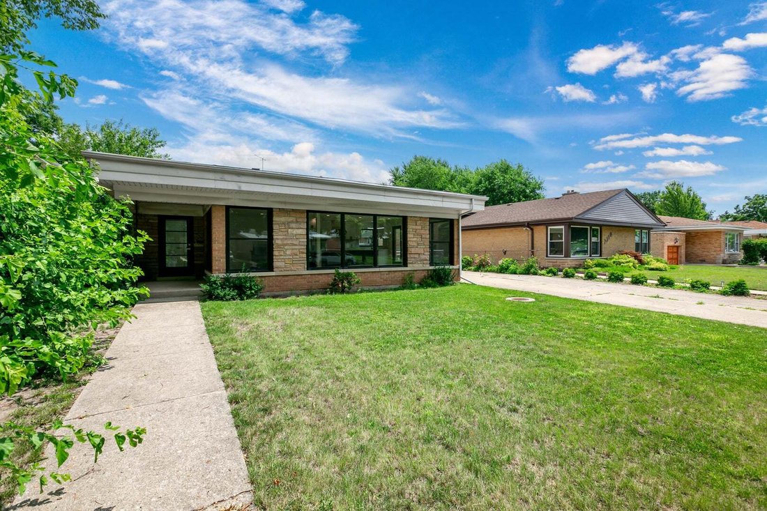 House in Lincolnwood, Illinois, United States 2 - 18934870