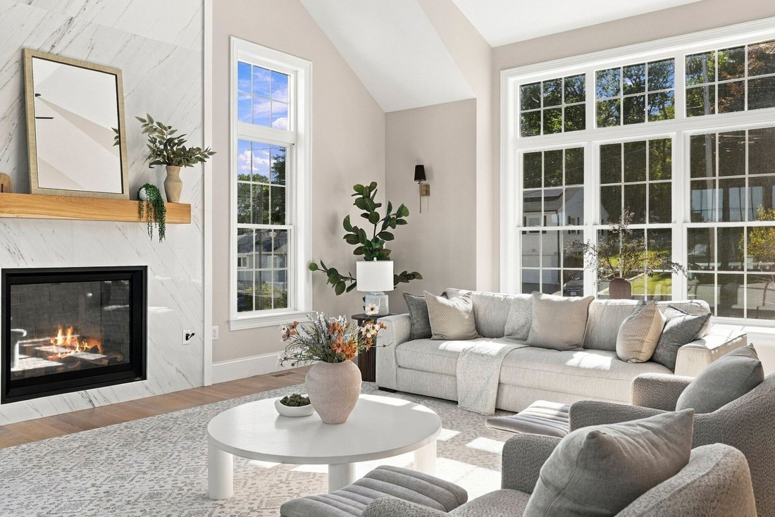 House in Woburn, Massachusetts, United States 3 - 18934894