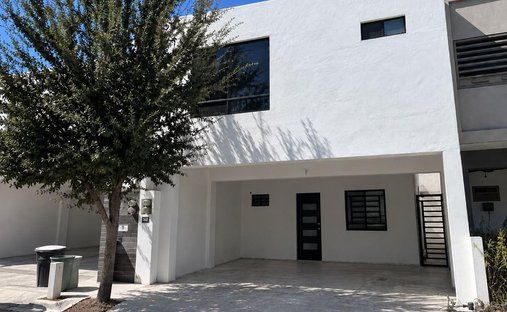 House in Ciudad Apodaca, Nuevo Leon, Mexico 1