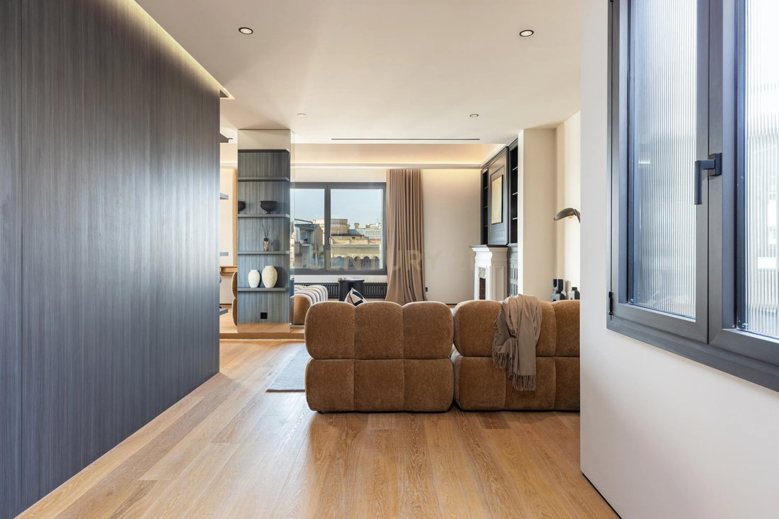 Apartment in Sarrià-Sant Gervasi, Barcelona, Spain 4 - 18935356