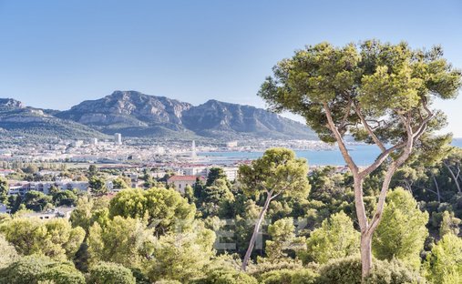 Apartment in Saint Giniez, 8e Arrondissement, Marseille 1