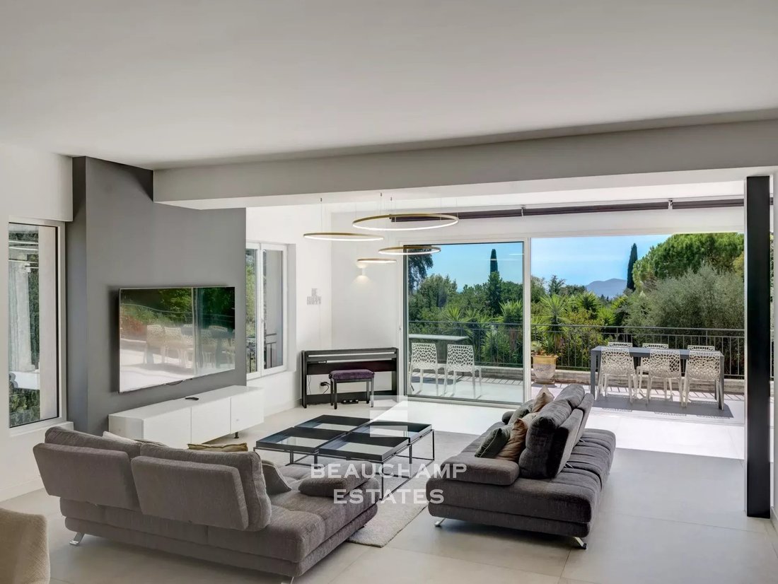 Villa en Mougins, Provenza-Alpes-Costa Azul, Francia 3 - 18931389