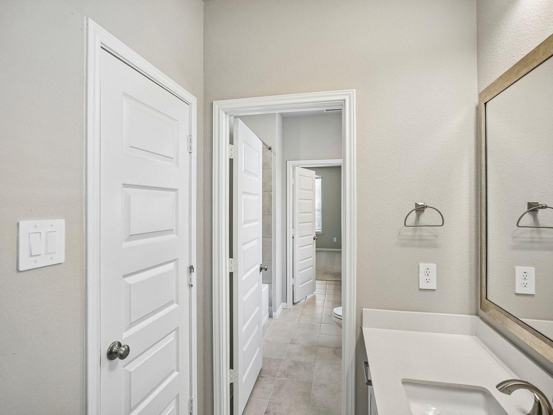 House in Pearland, Texas, United States 4 - 17799908