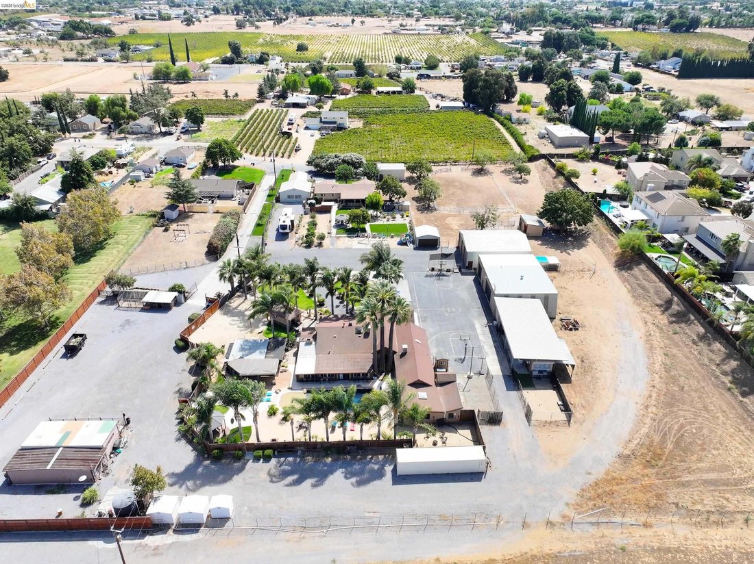House in Oakley, California, United States 4 - 18933892