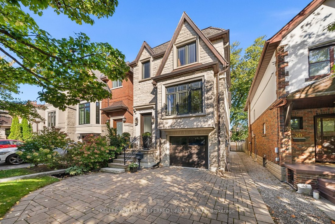 House in Toronto, Ontario, Canada 2 - 18934519