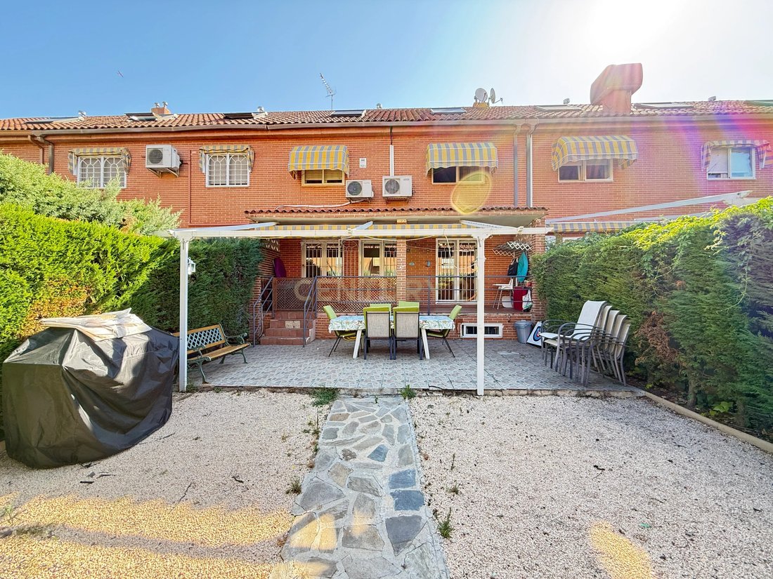 Villa in Alcala de Henares, Comunidad de Madrid, Spain 3 - 18935371