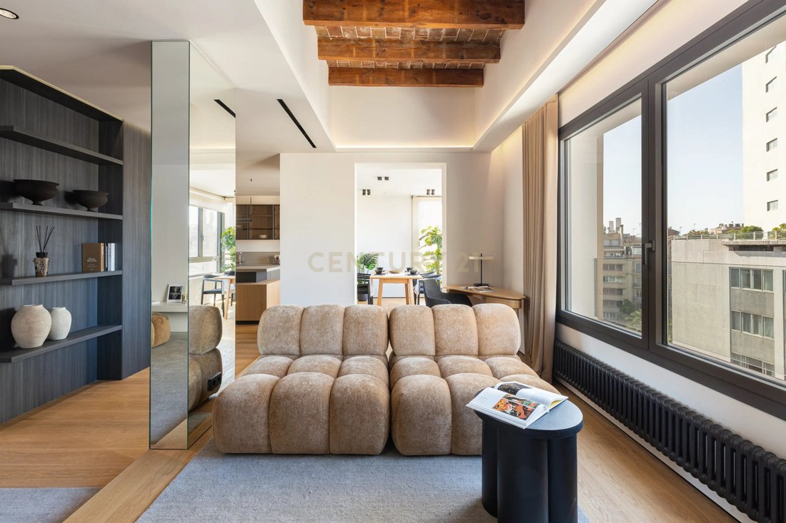 Apartment in Sarrià-Sant Gervasi, Barcelona, Spain 1 - 18935356