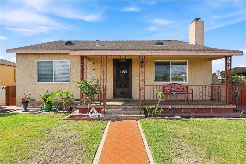 House in Lynwood, California, United States 1 - 18709259