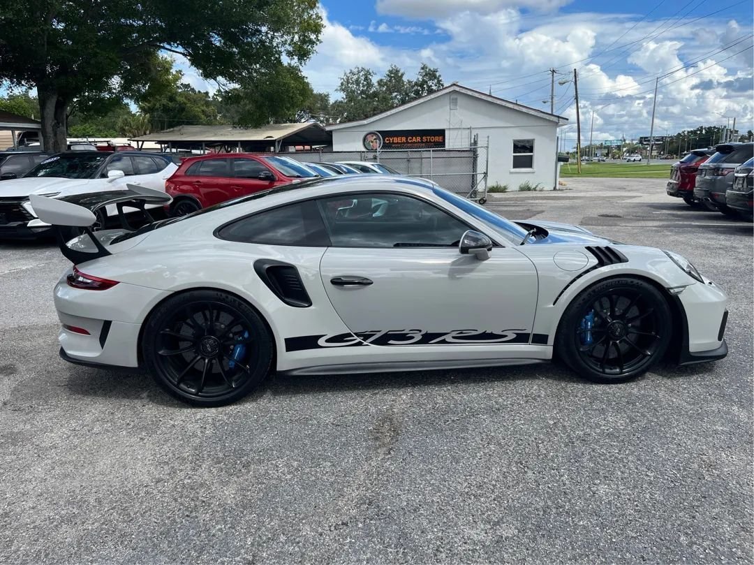 Coupe in Tampa, FL, United States 4 - 18932572
