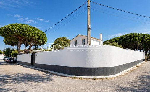 Chalet in Chiclana de la Frontera, Andalusia, Spain 1